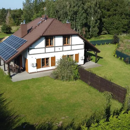 Dom W Rusinowie Ferienhaus Rusinowo (Slawno)